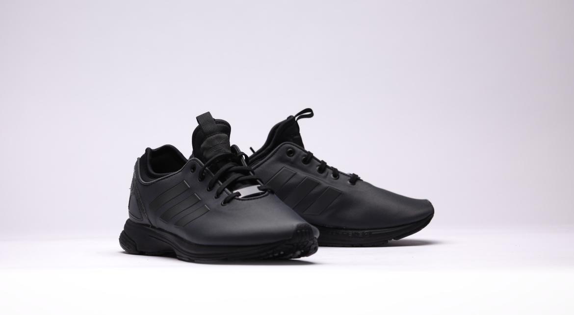 VORDVEN ブラックメタル　blackl adidas Originals ZX Flux Tech NPS 